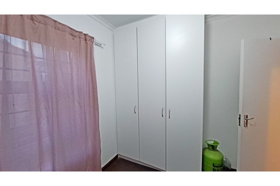 To Let 2 Bedroom Property for Rent in Victoria Park Western Cape